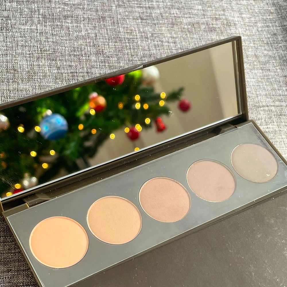 NEW! Becca Ombré Rouge eyeshadow pallet.